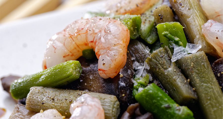 Revuelto de gambas y ajetes