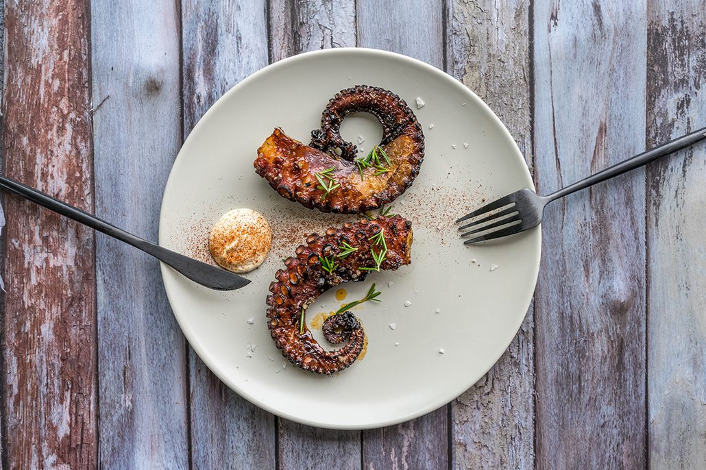 pulpo-parrilla-con-salsa-picante